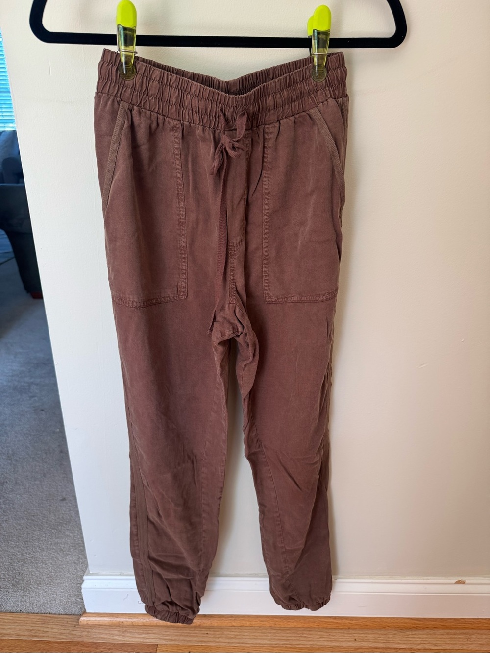 Velvet Heart Women's Drawstring Jogger Pants - Mauve Brown